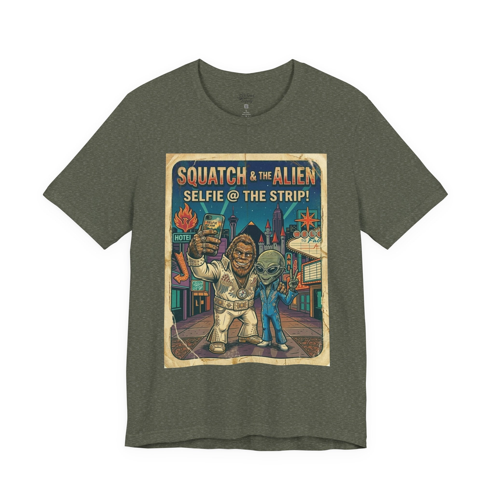 Squatch & The Alien Selfie Viva Las Vegas, Bigfoot Alien Poster Shirt