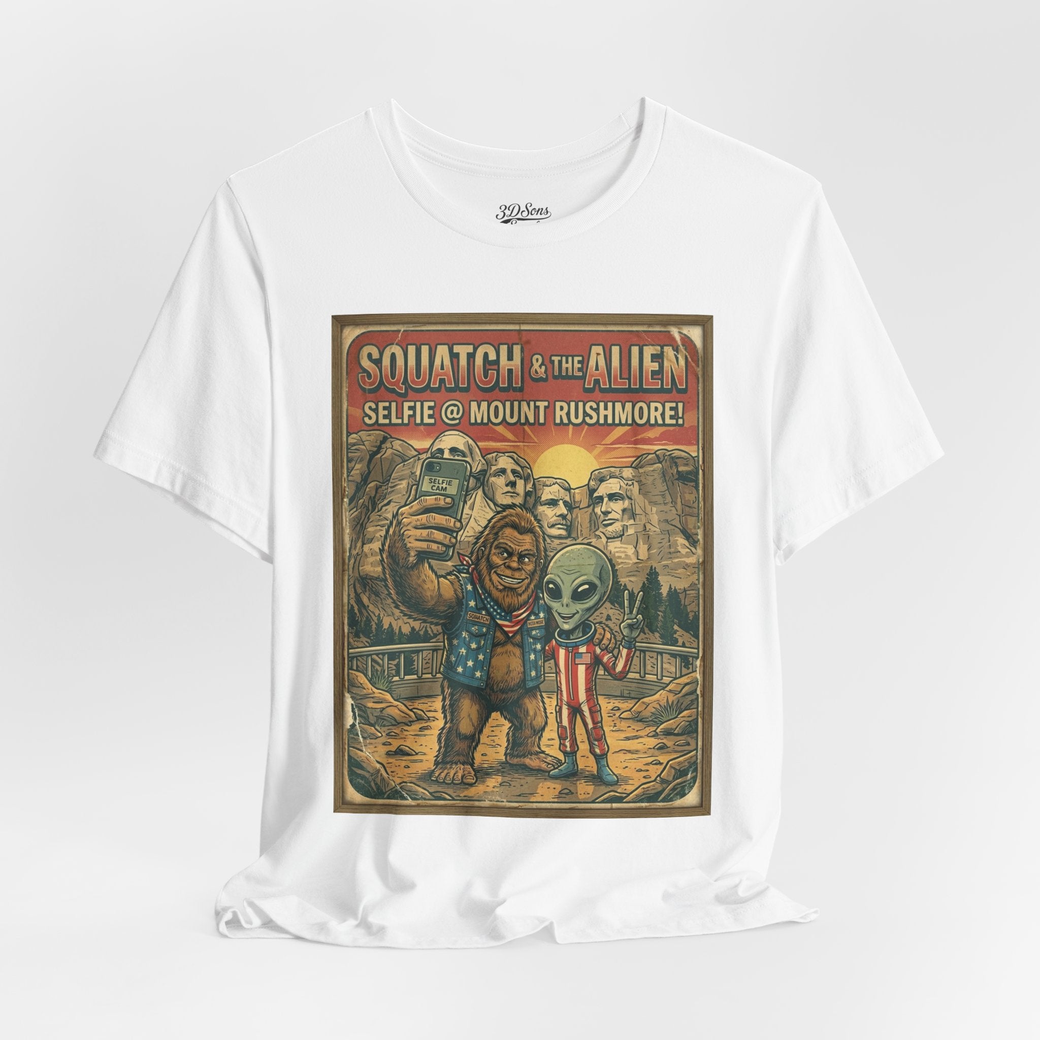 Squatch & The Alien Selfie Mount Rushmore, Bigfoot Alien Poster Shirt