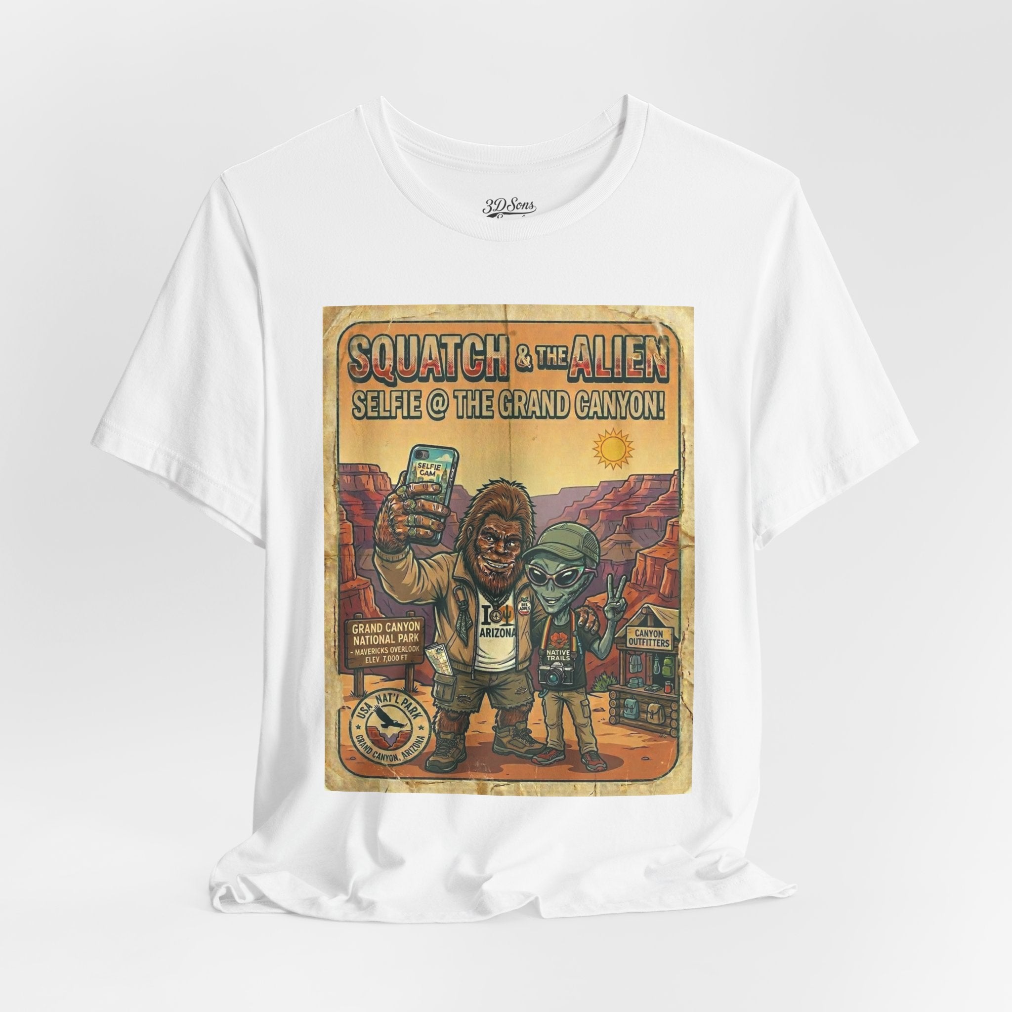 Squatch & The Alien Selfie Yellowstone, Bigfoot Alien Poster Shirt