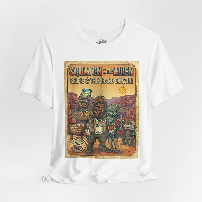 Squatch & The Alien Selfie Yellowstone, Bigfoot Alien Poster Shirt