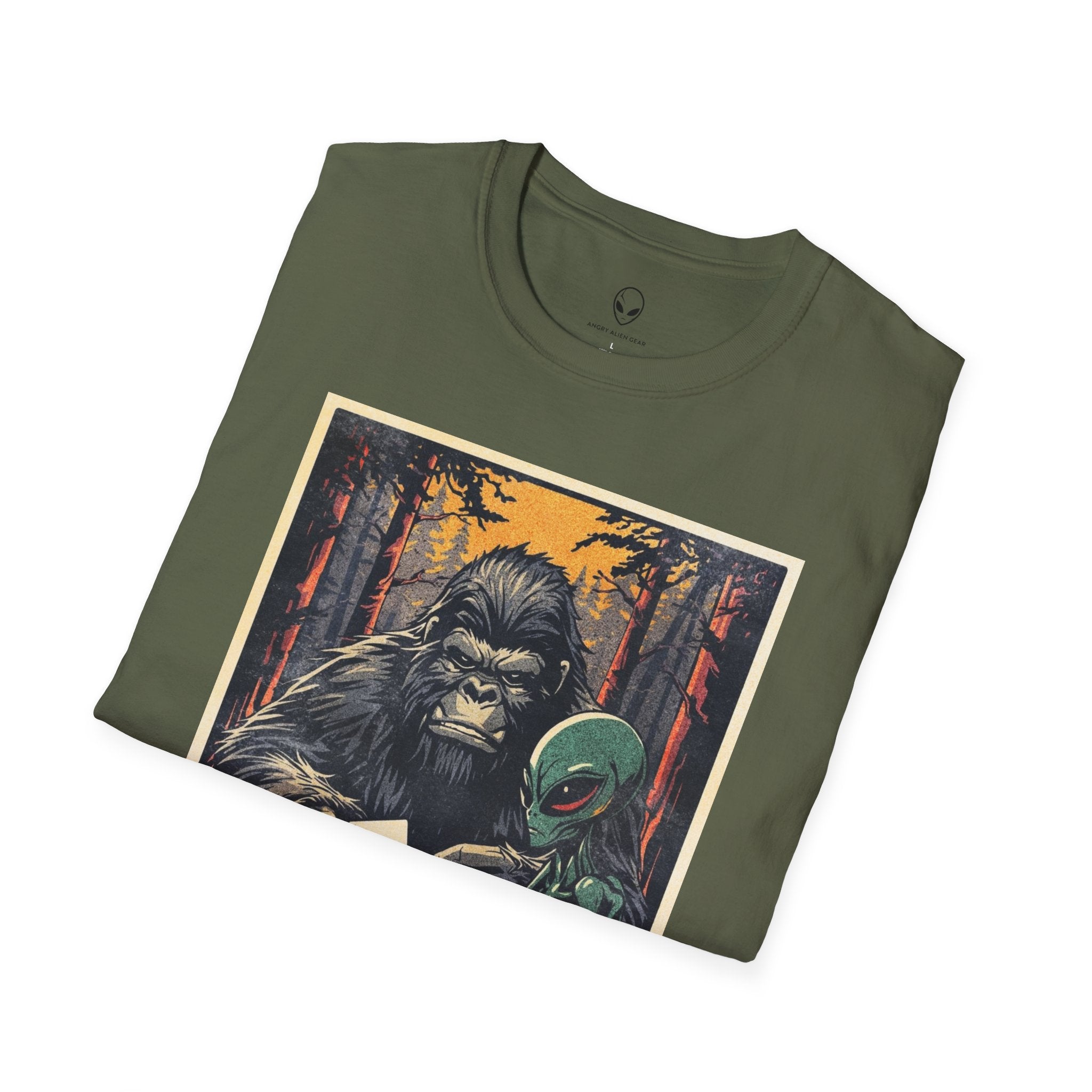 Bigfoot & Alien Playing Poker T-Shirt — Funny Cryptid Woods Tee
