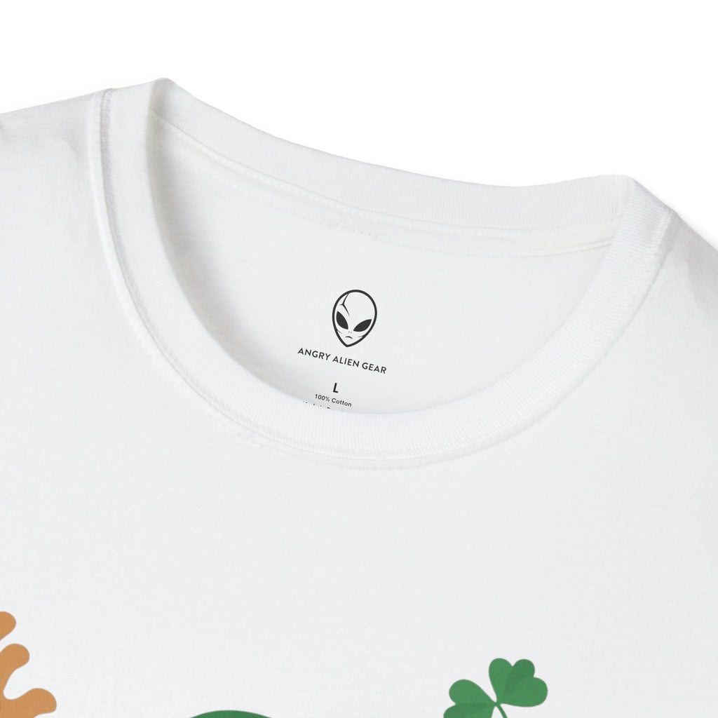 Lucky Squatch Sasquatch T-Shirt St. Patricks Day Bigfoot Shamrock