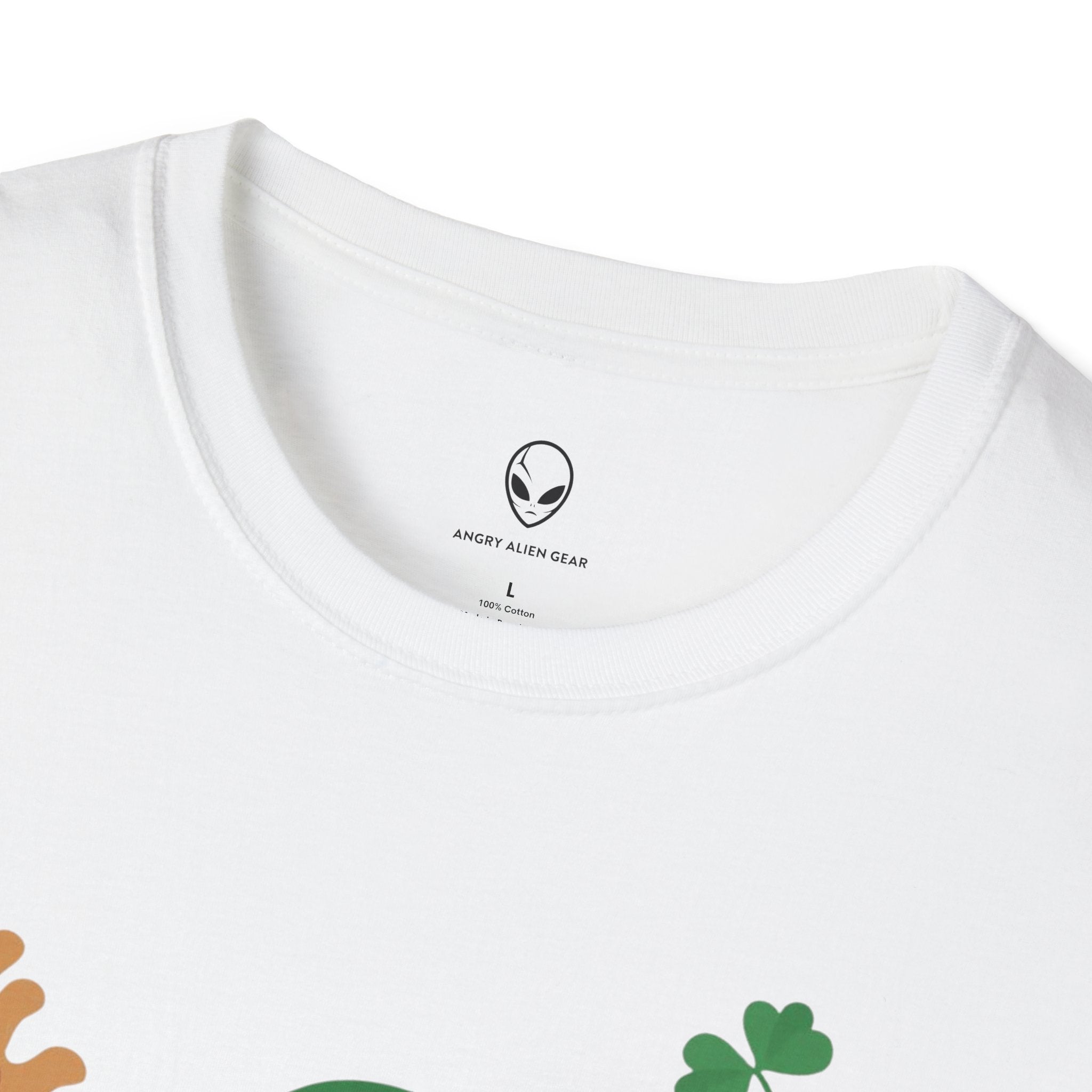 Lucky Squatch Sasquatch T-Shirt St. Patricks Day Bigfoot Shamrock