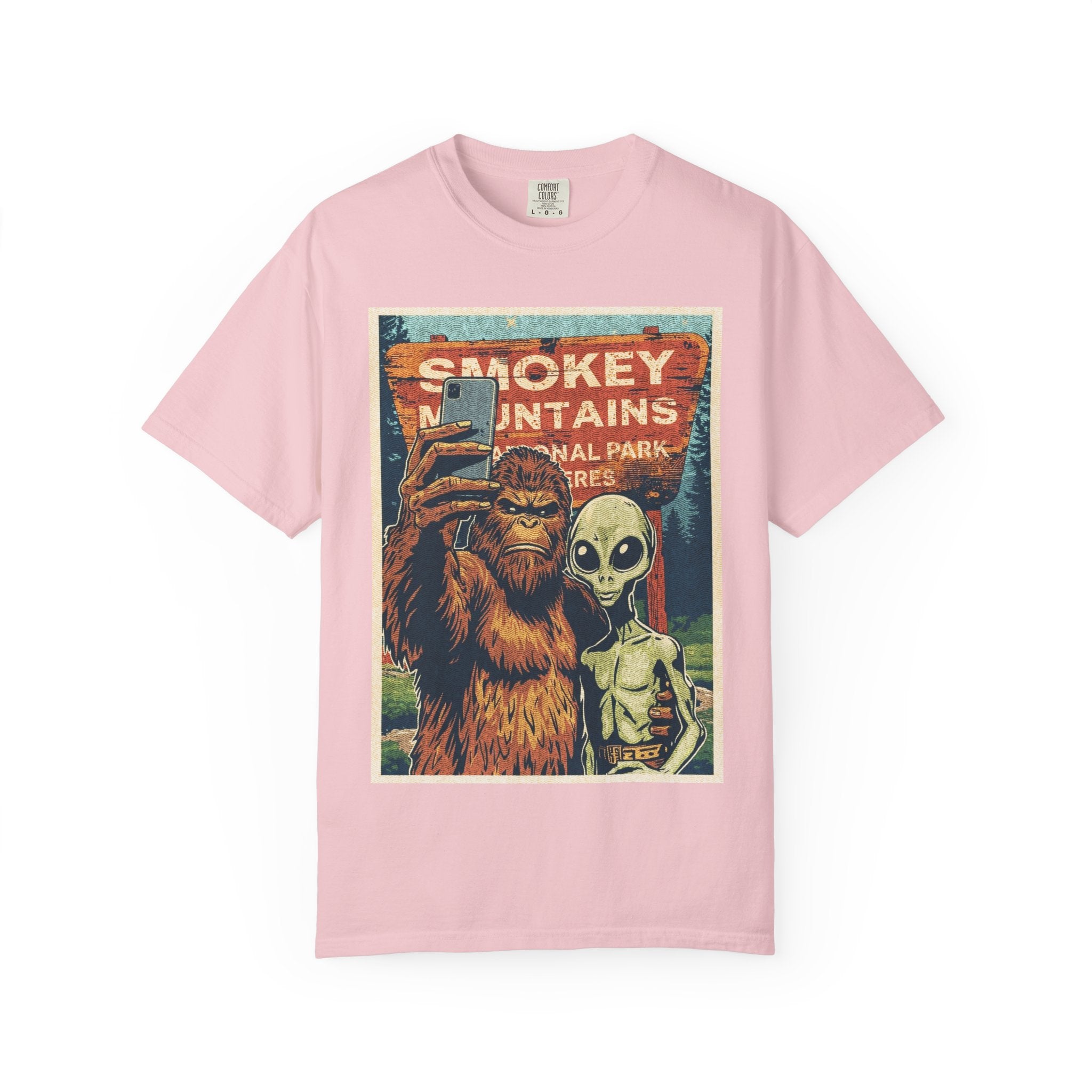 Smoky Mountains Alien & Bigfoot T-shirt — National Park Adventure Tee