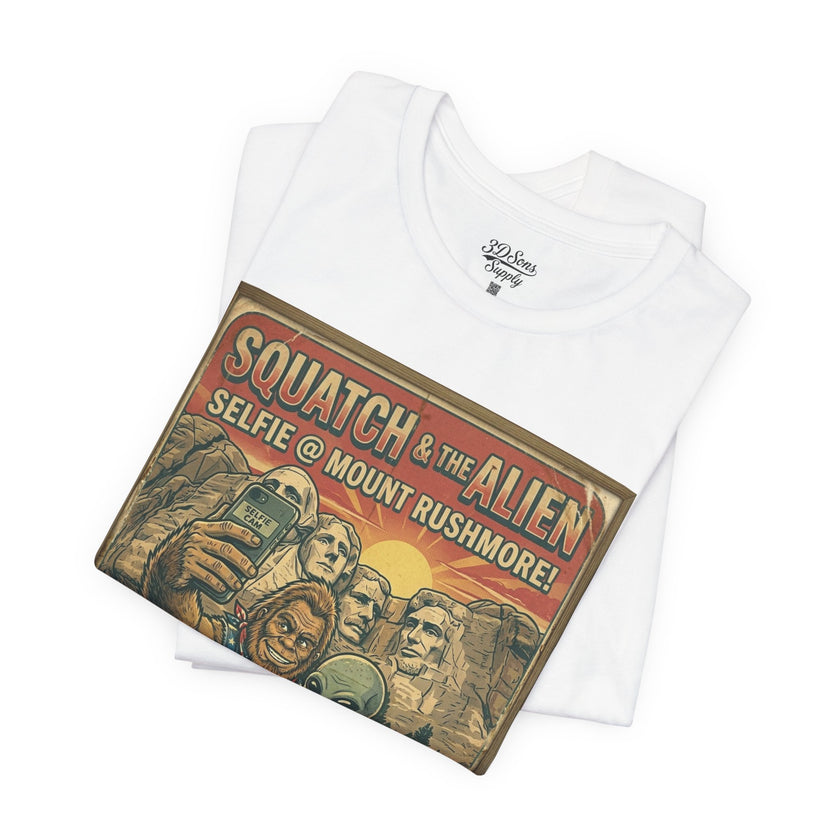 Squatch & The Alien Selfie Mount Rushmore, Bigfoot Alien Poster Shirt