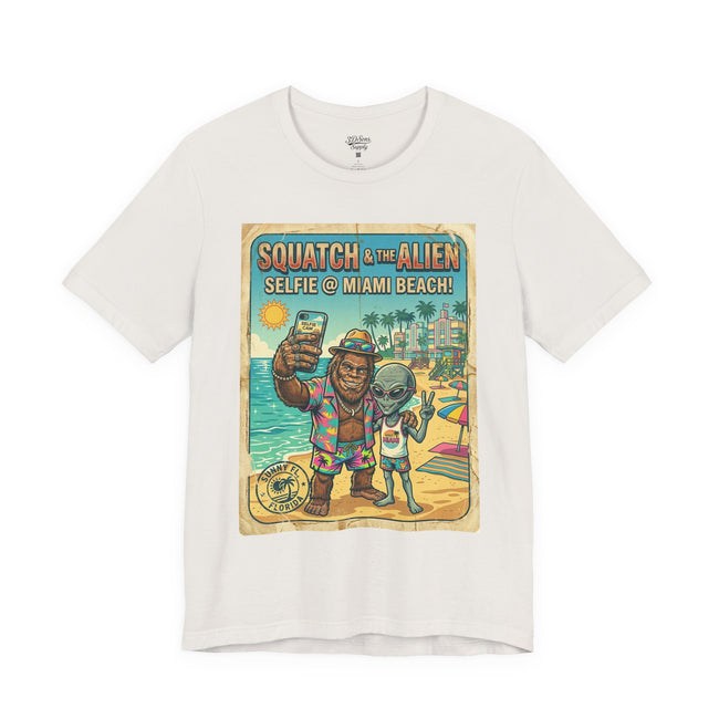 Squatch & The Alien Selfie Miami, Bigfoot Alien Poster Shirt