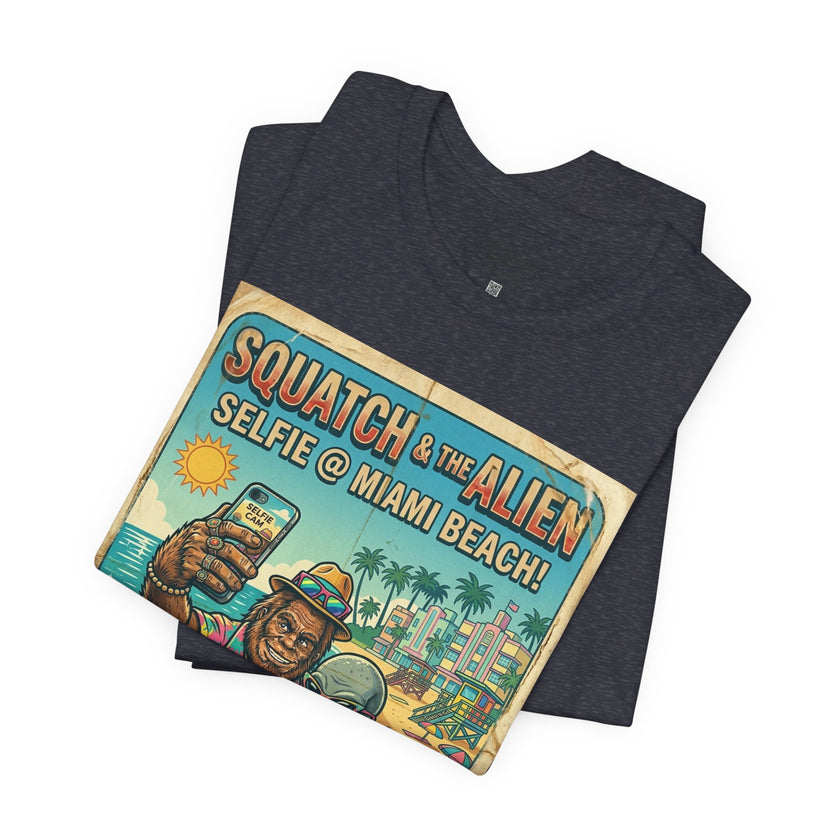 Squatch & The Alien Selfie Miami, Bigfoot Alien Poster Shirt