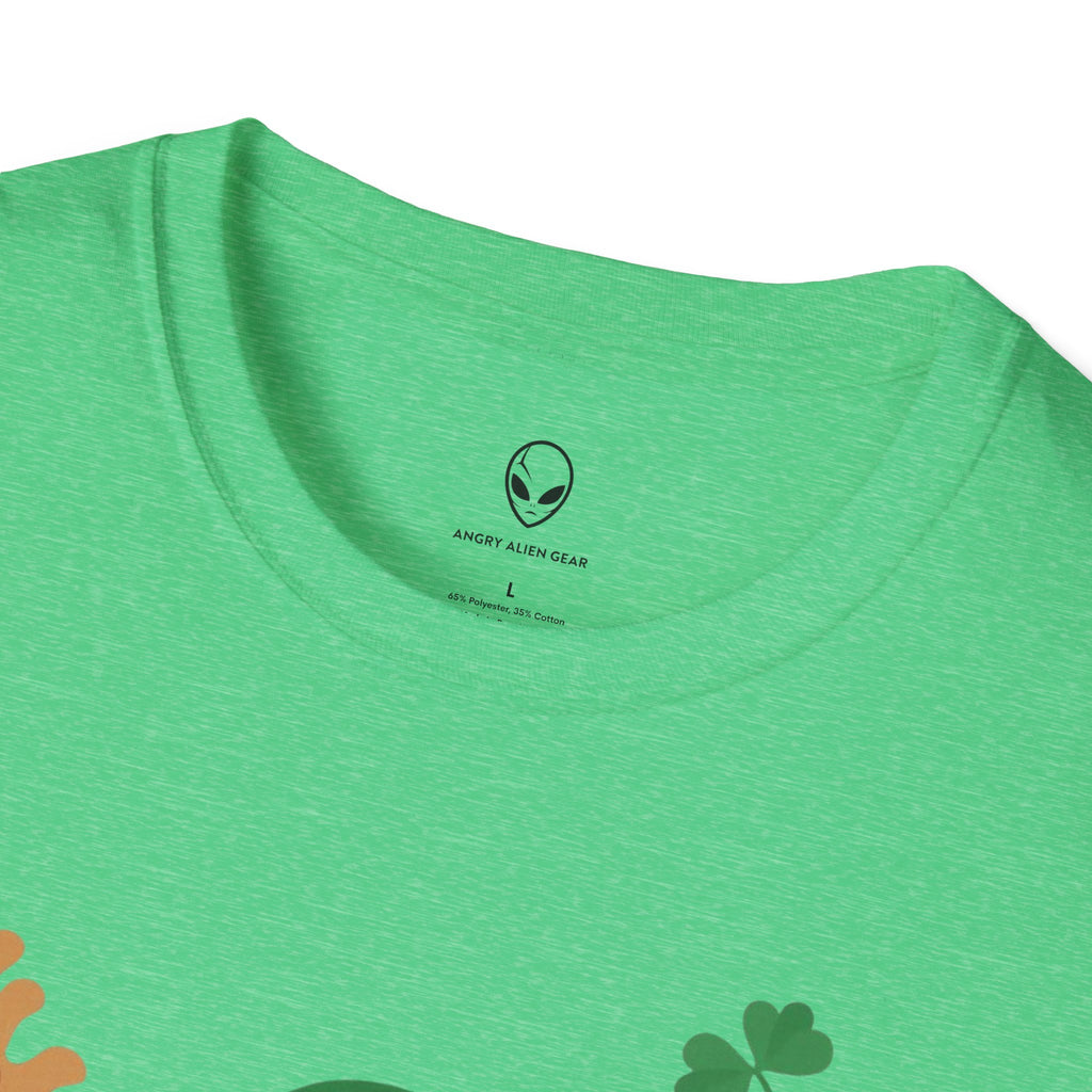 Lucky Squatch Sasquatch T-Shirt St. Patricks Day Bigfoot Shamrock