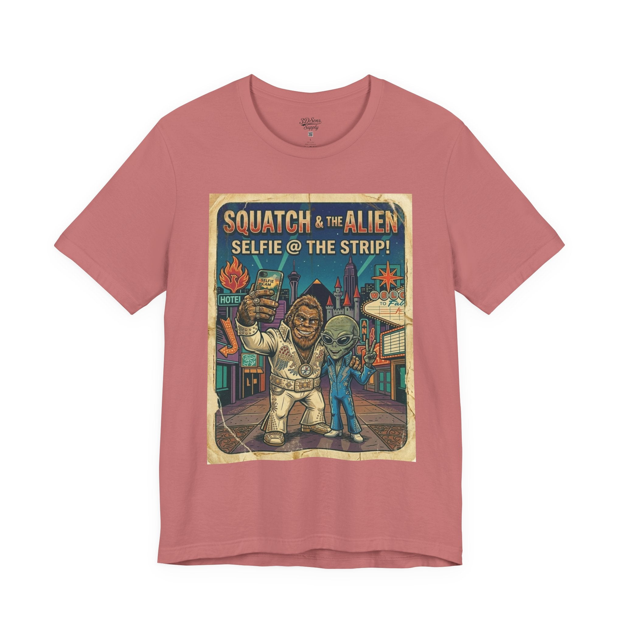 Squatch & The Alien Selfie Viva Las Vegas, Bigfoot Alien Poster Shirt