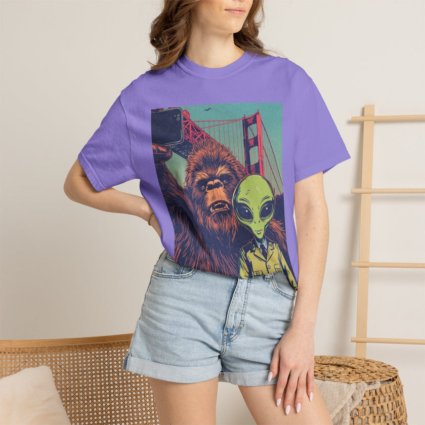 Alien & Bigfoot Golden Gate Bridge T-Shirt — San Francisco UFO & Cryptid Tee