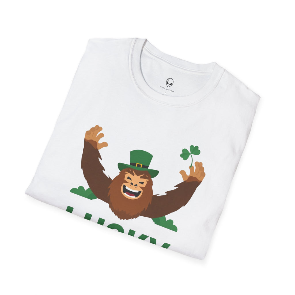 Lucky Squatch Sasquatch T-Shirt St. Patricks Day Bigfoot Shamrock