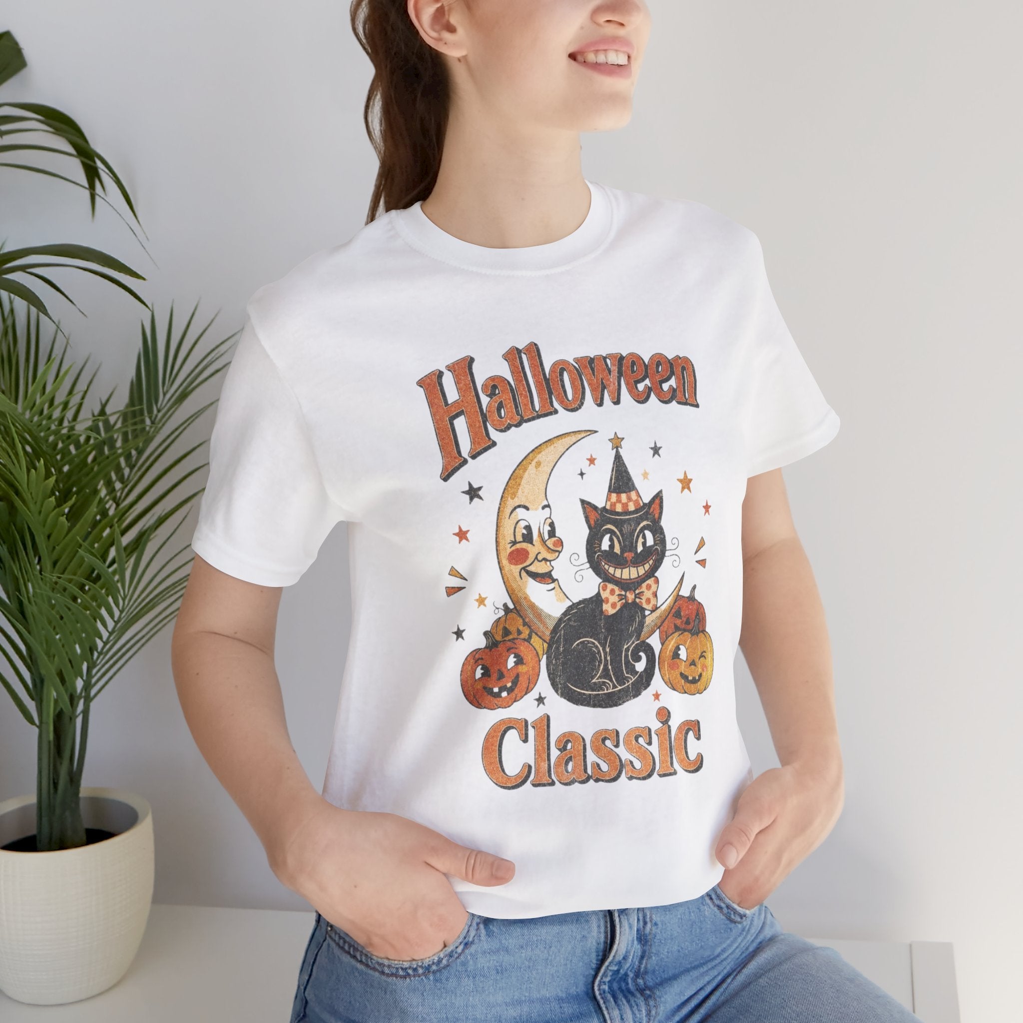 Vintage Halloween Tee — 