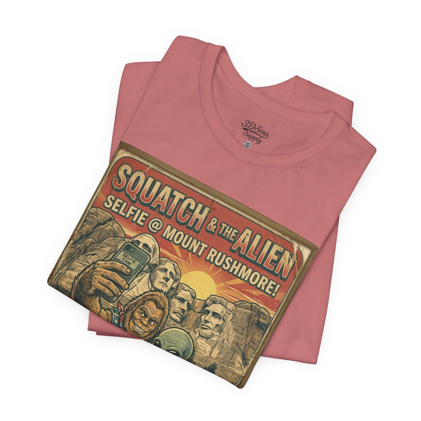 Squatch & The Alien Selfie Mount Rushmore, Bigfoot Alien Poster Shirt