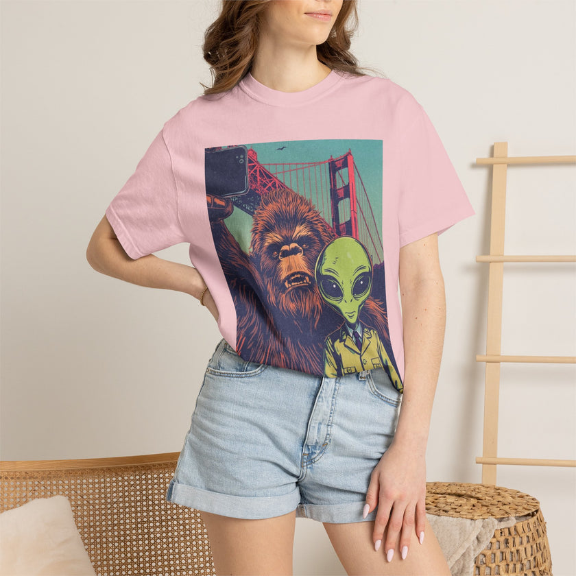 Alien & Bigfoot Golden Gate Bridge T-Shirt — San Francisco UFO & Cryptid Tee