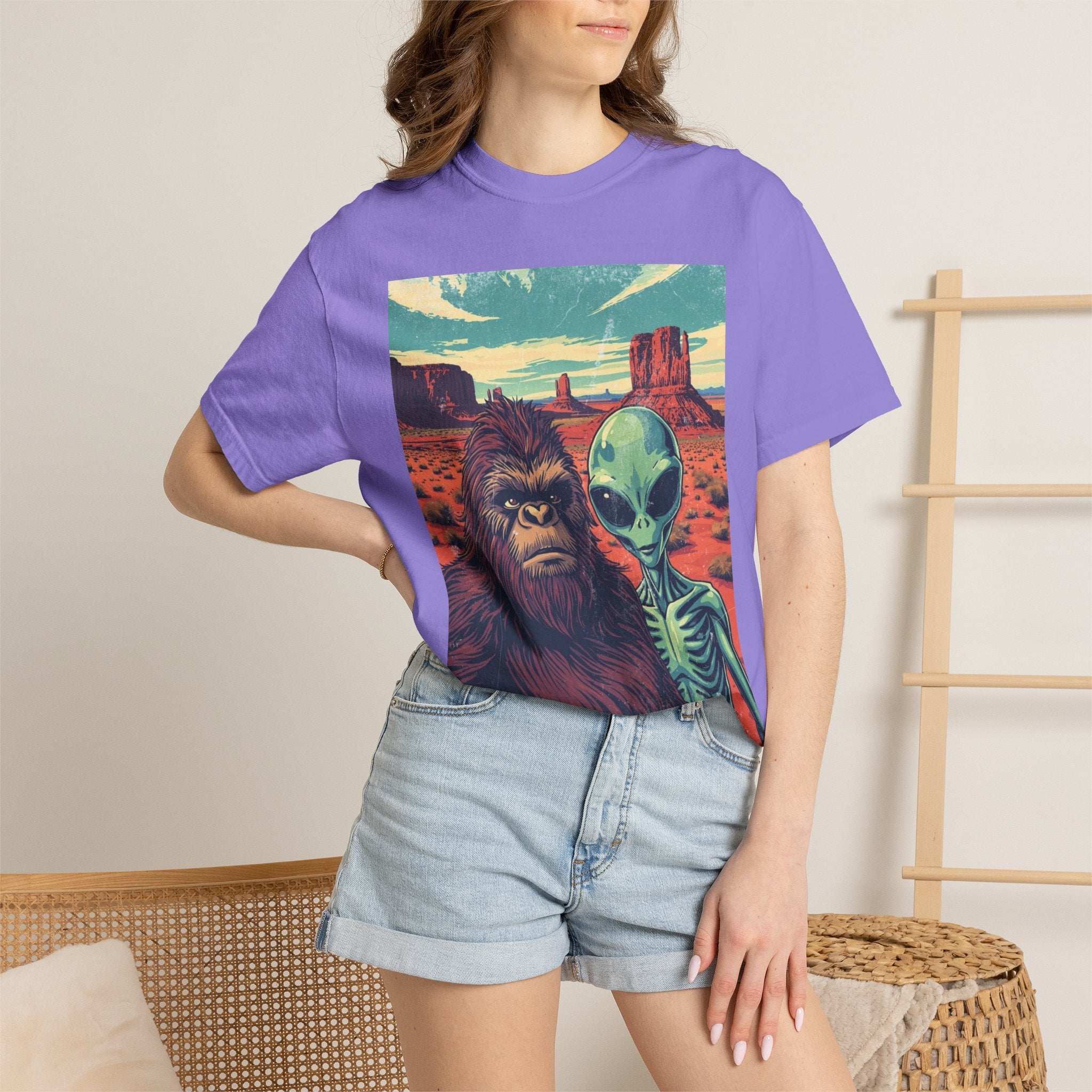 Alien & Bigfoot Monument Park T-Shirt