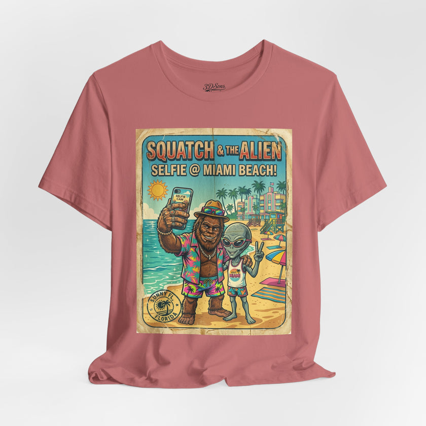Squatch & The Alien Selfie Miami, Bigfoot Alien Poster Shirt
