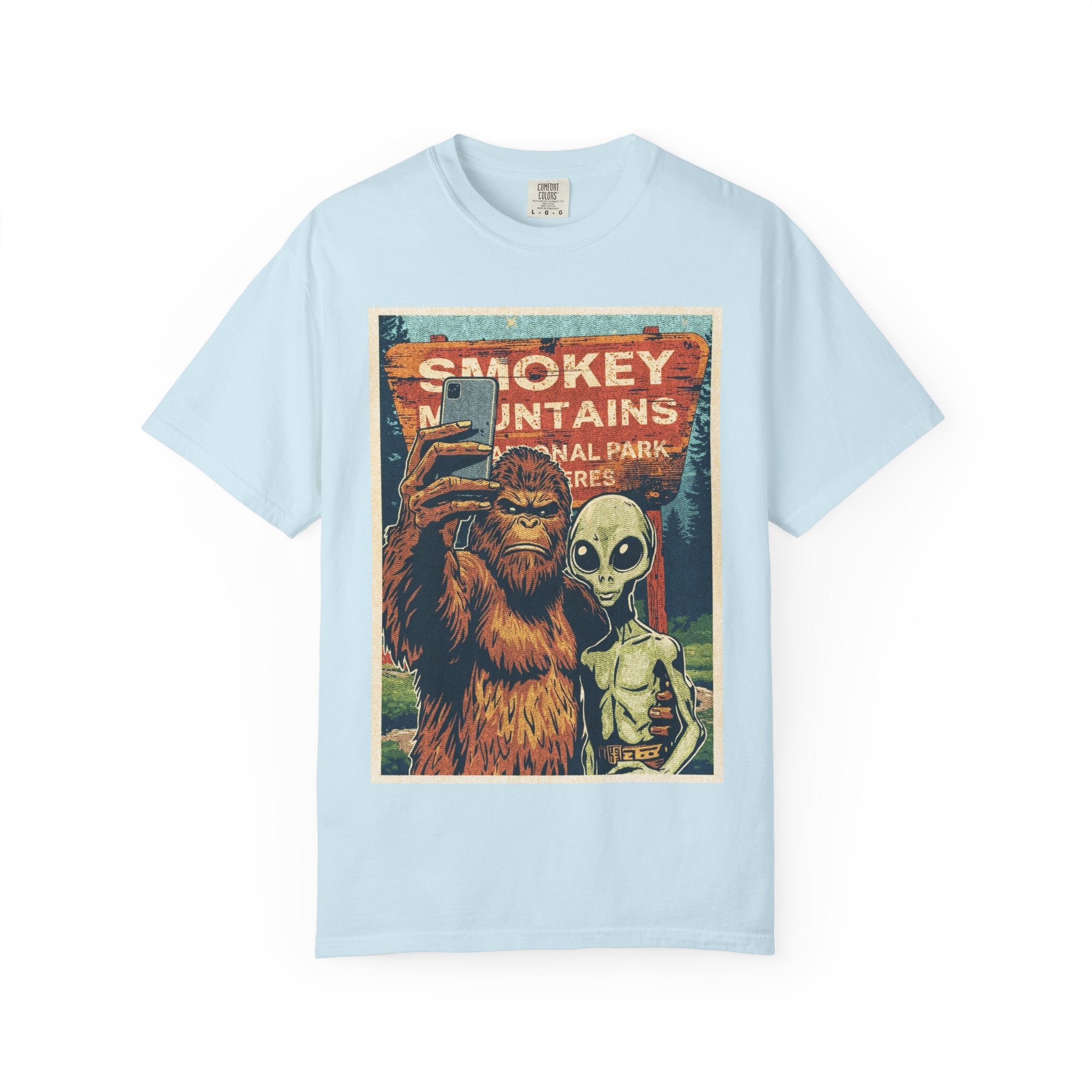 Smoky Mountains Alien & Bigfoot T-shirt — National Park Adventure Tee