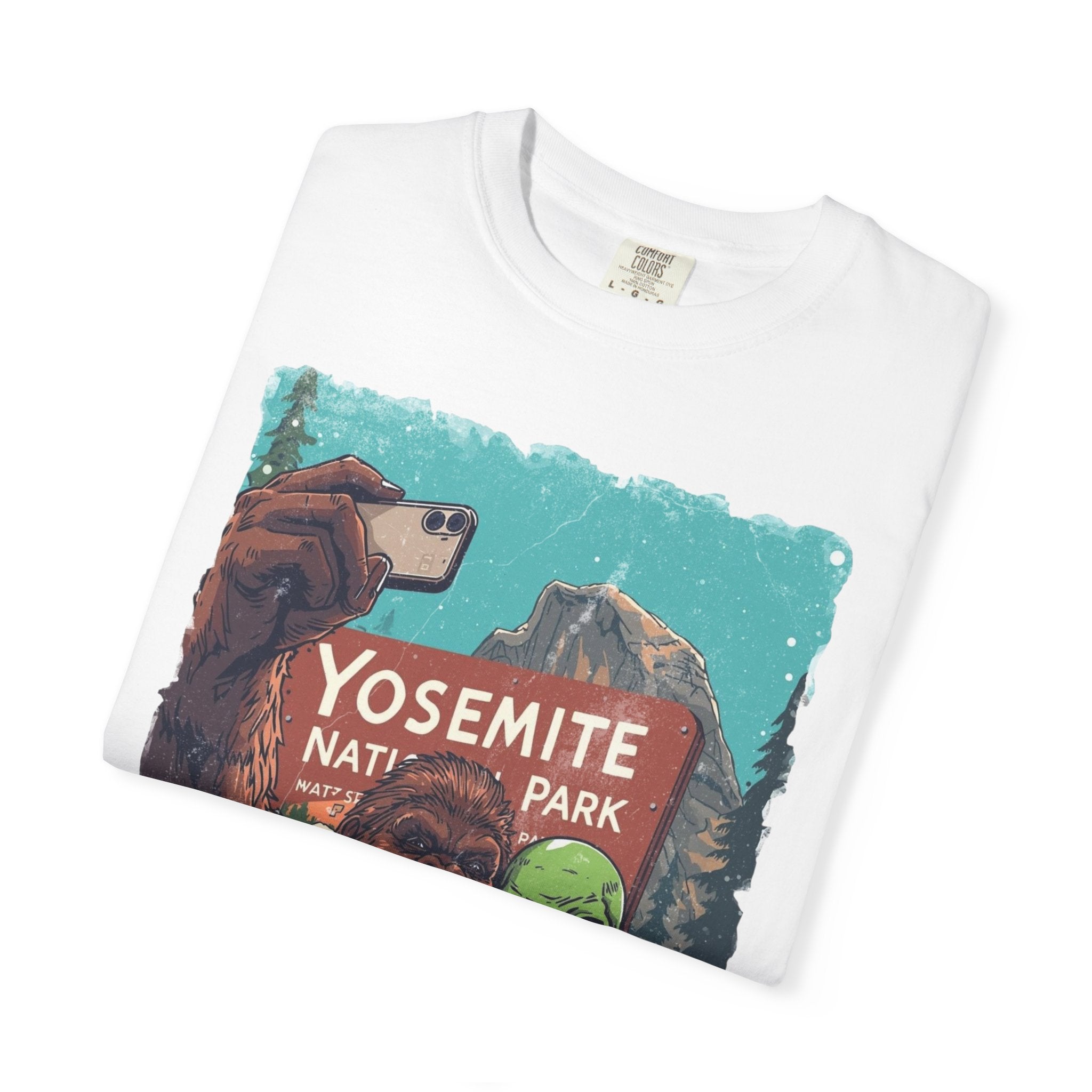 Alien & Bigfoot Yosemite T-Shirt — Camping Adventure Graphic Tee