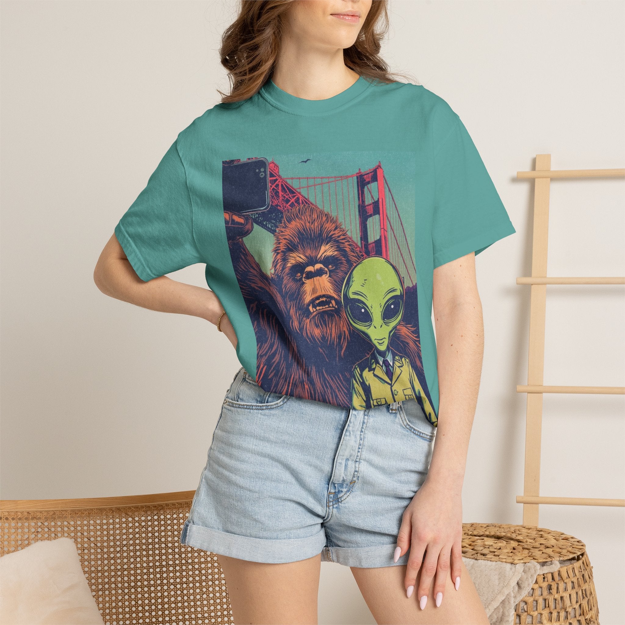 Alien & Bigfoot Golden Gate Bridge T-Shirt — San Francisco UFO & Cryptid Tee