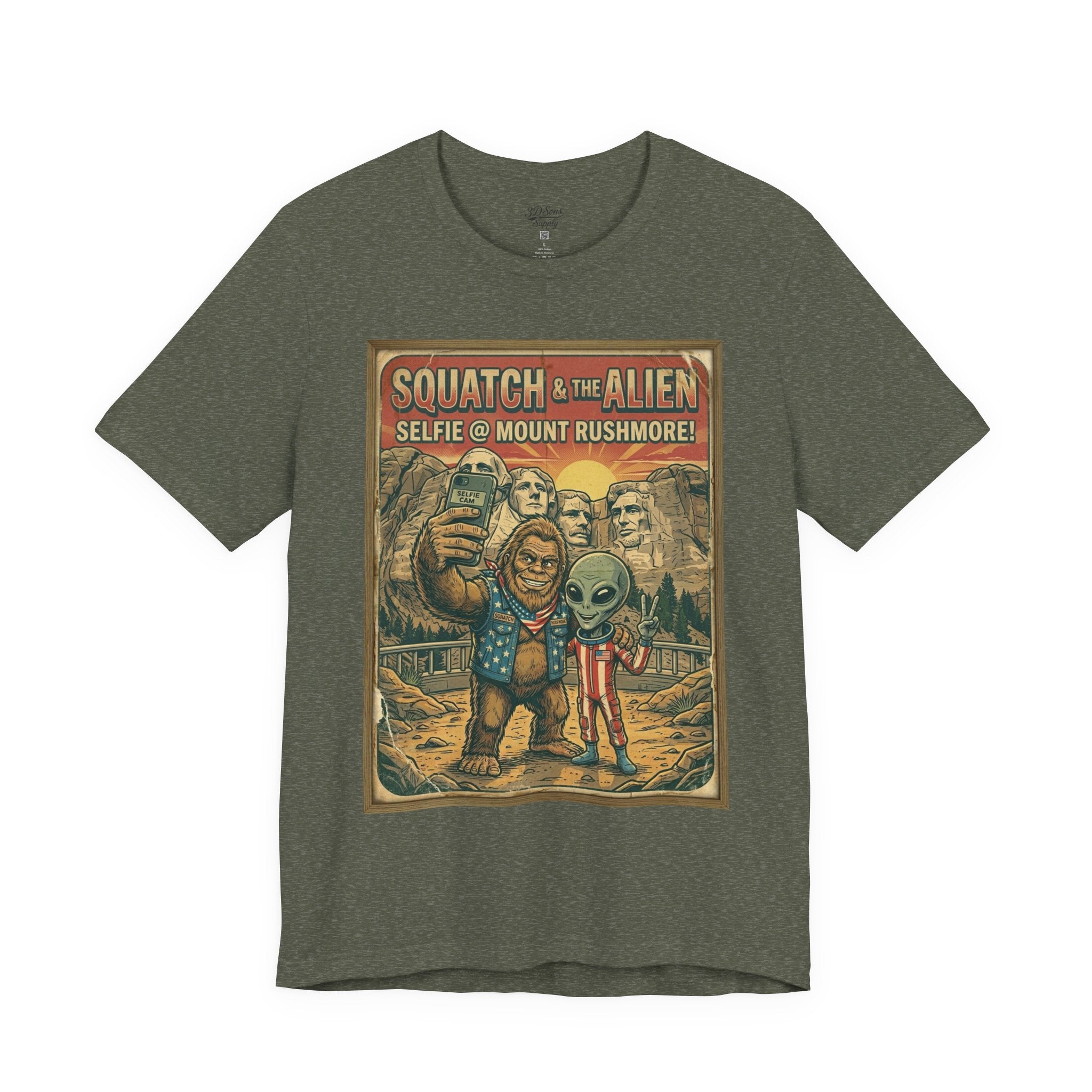 Squatch & The Alien Selfie Mount Rushmore, Bigfoot Alien Poster Shirt