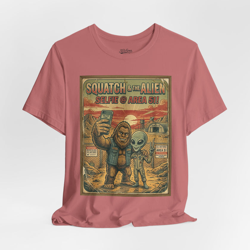 Squatch & The Alien Selfie Area 51,  Bigfoot Alien Poster Shirt