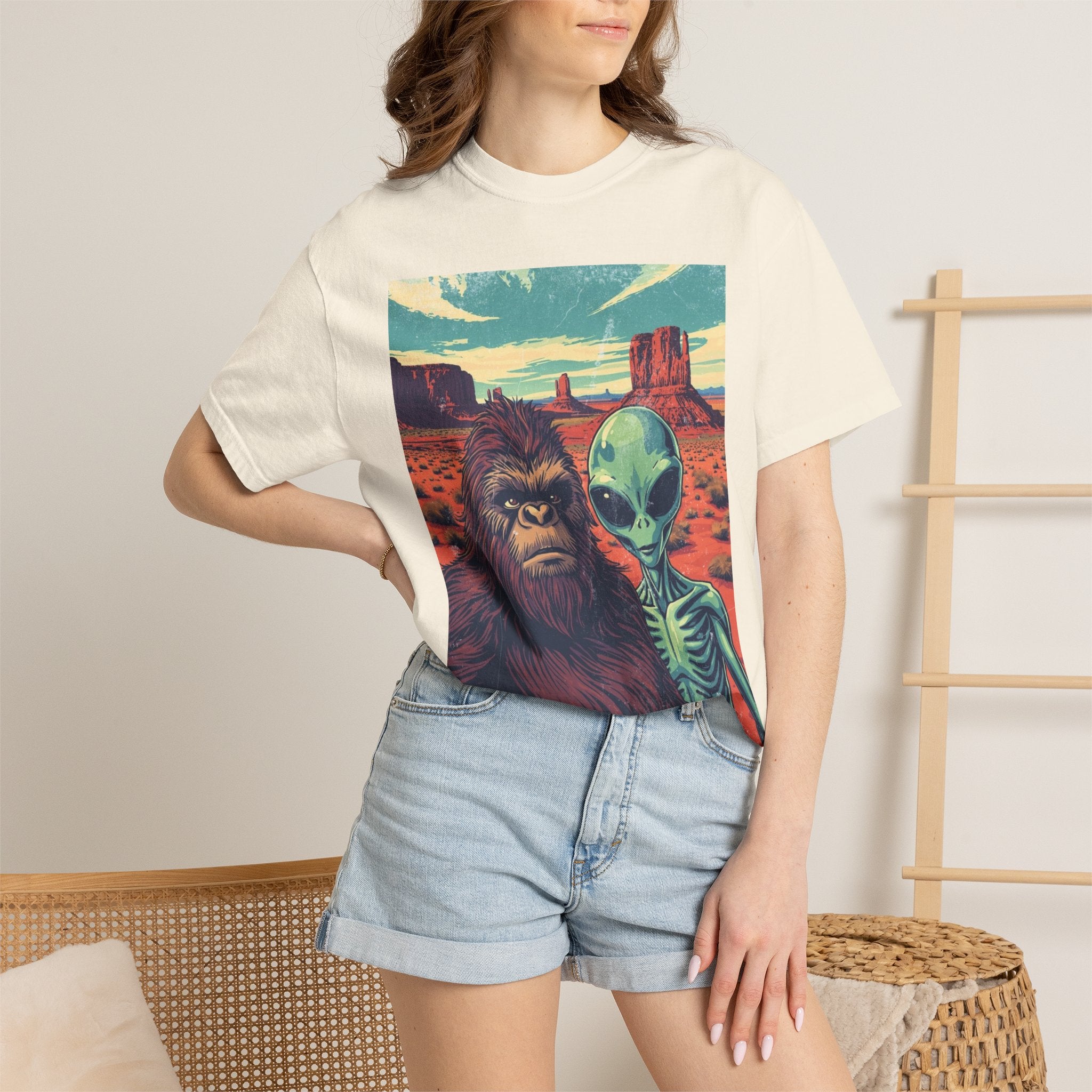 Alien & Bigfoot Monument Park T-Shirt