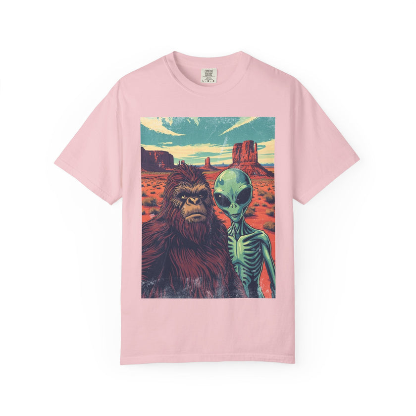 Alien & Bigfoot Monument Park T-Shirt