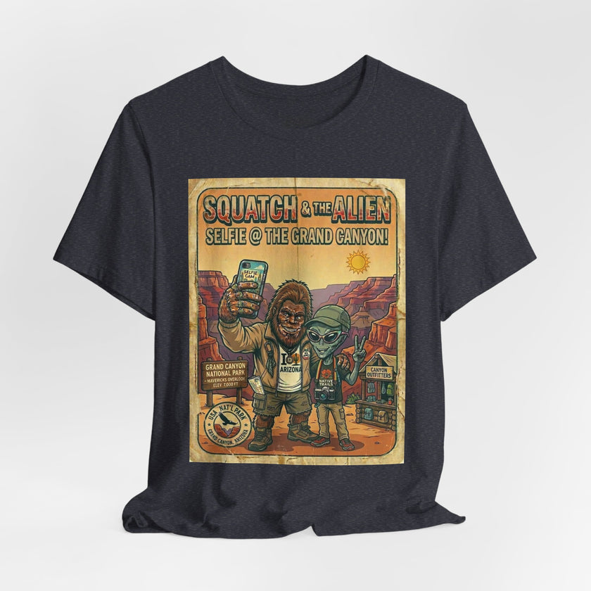 Squatch & The Alien Selfie Yellowstone, Bigfoot Alien Poster Shirt