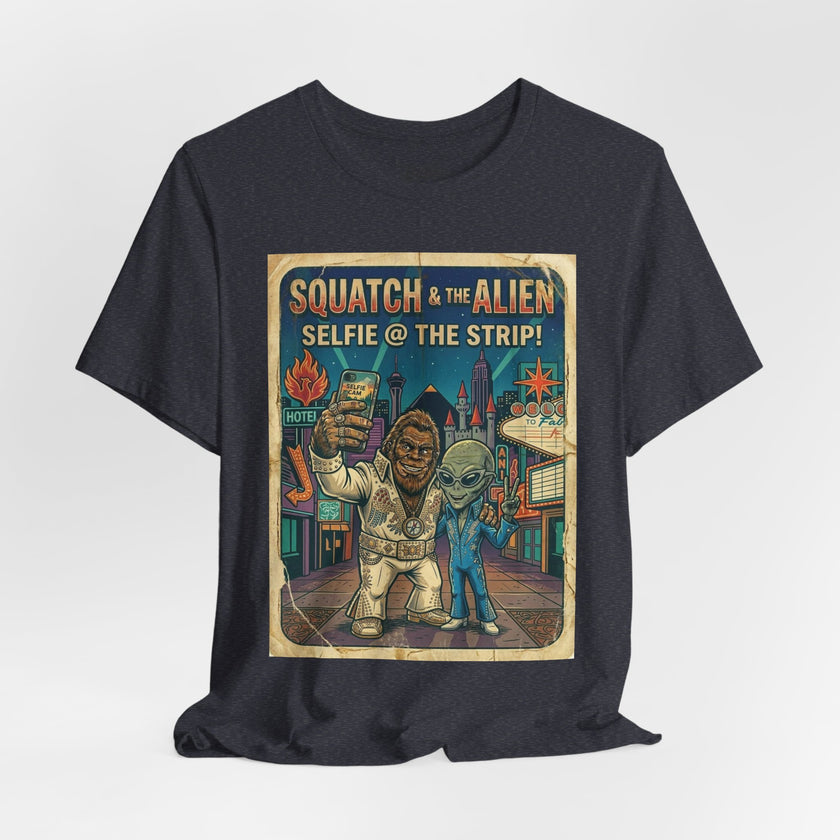 Squatch & The Alien Selfie Viva Las Vegas, Bigfoot Alien Poster Shirt