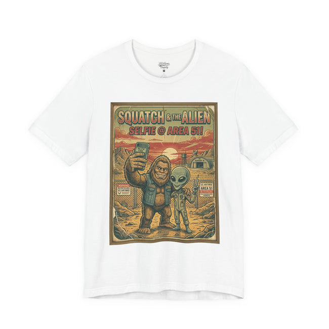 Squatch & The Alien Selfie Area 51,  Bigfoot Alien Poster Shirt