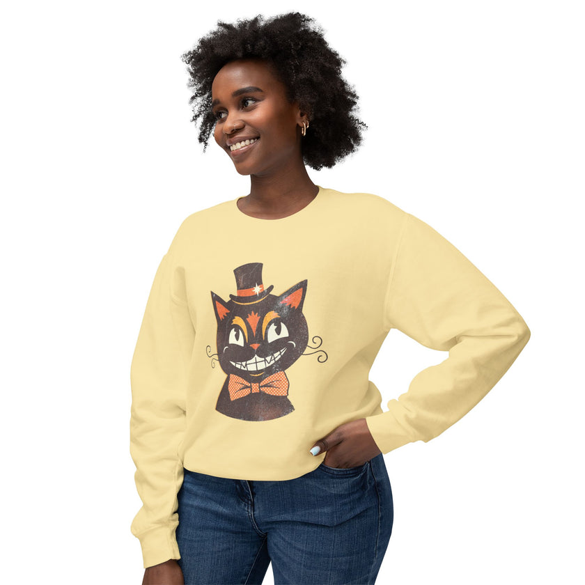 Vintage Smiling Black Cat Crewneck Sweatshirt | Halloween Top