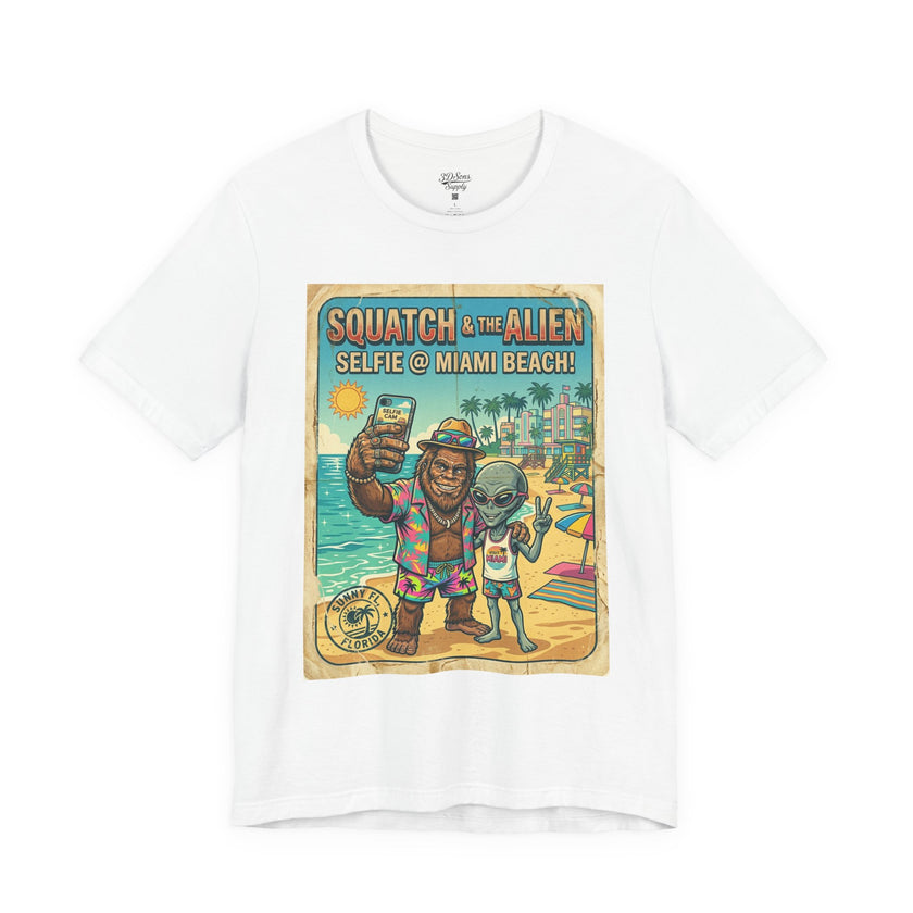 Squatch & The Alien Selfie Miami, Bigfoot Alien Poster Shirt