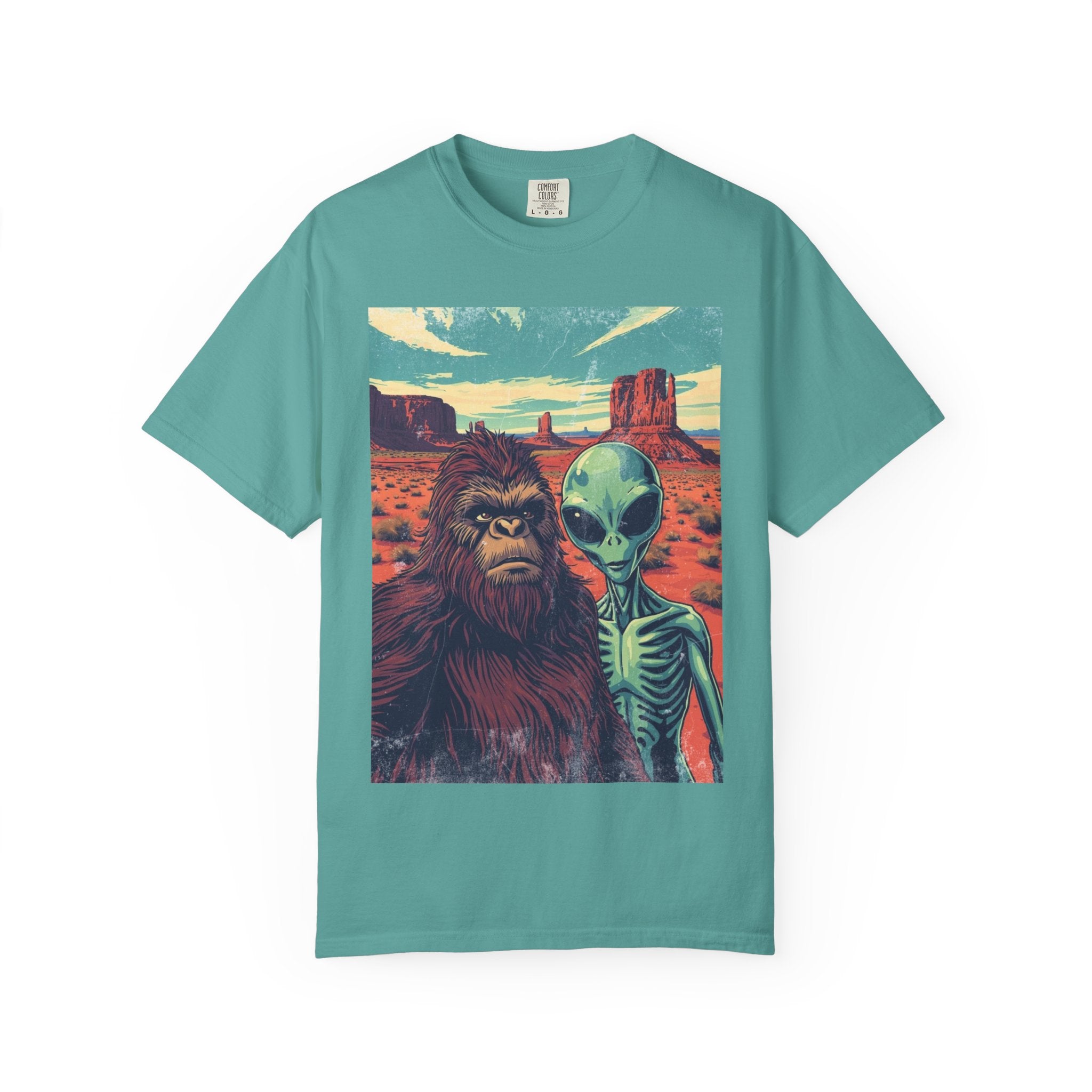 Alien & Bigfoot Monument Park T-Shirt