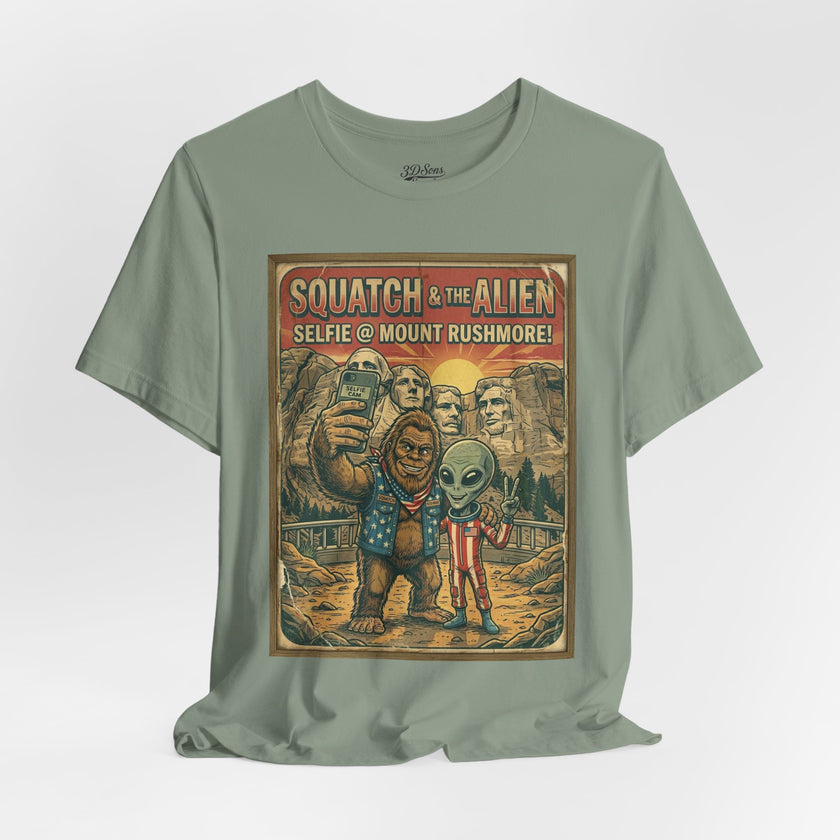 Squatch & The Alien Selfie Mount Rushmore, Bigfoot Alien Poster Shirt