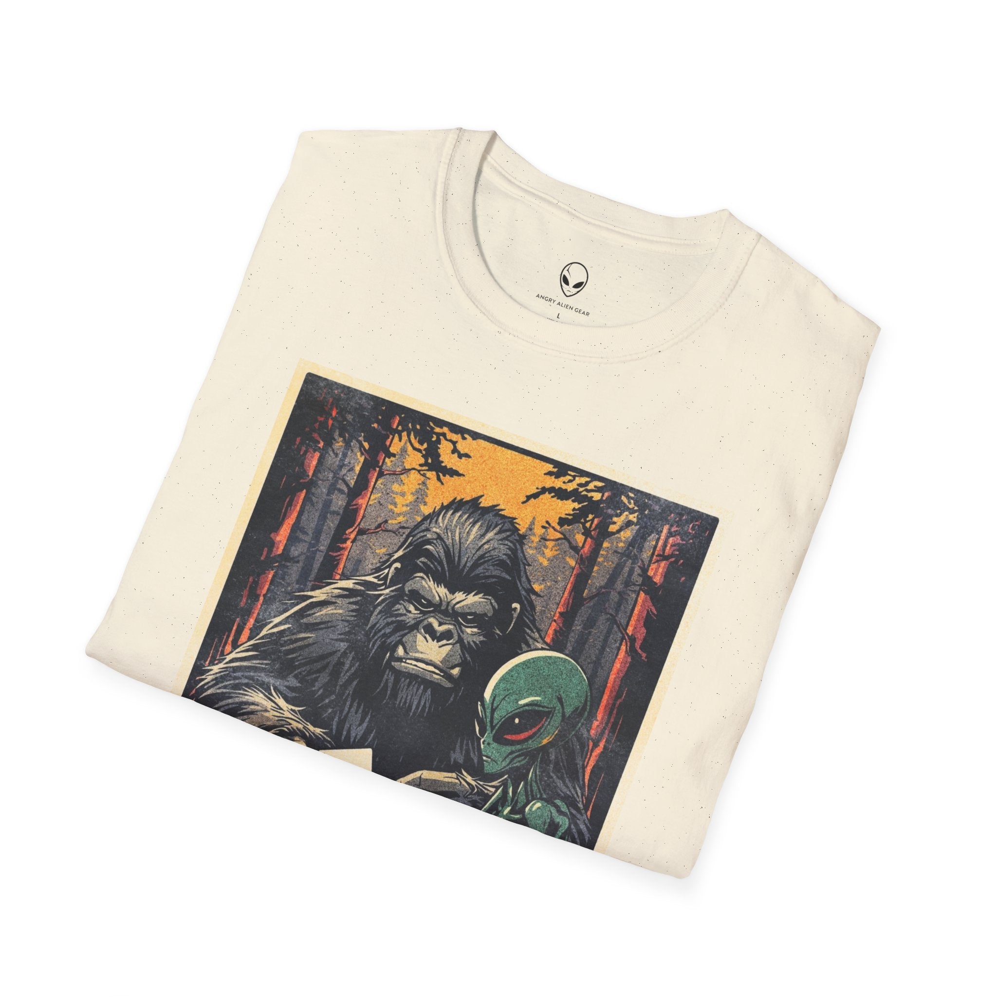 Bigfoot & Alien Playing Poker T-Shirt — Funny Cryptid Woods Tee