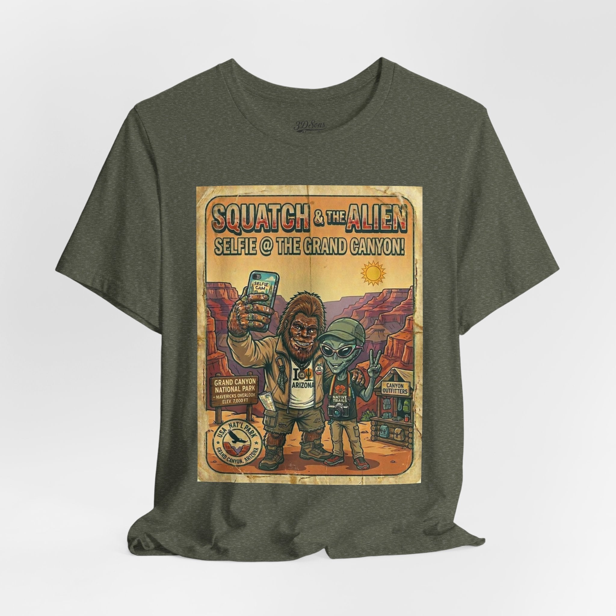 Squatch & The Alien Selfie Yellowstone, Bigfoot Alien Poster Shirt