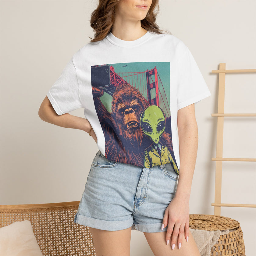 Alien & Bigfoot Golden Gate Bridge T-Shirt — San Francisco UFO & Cryptid Tee