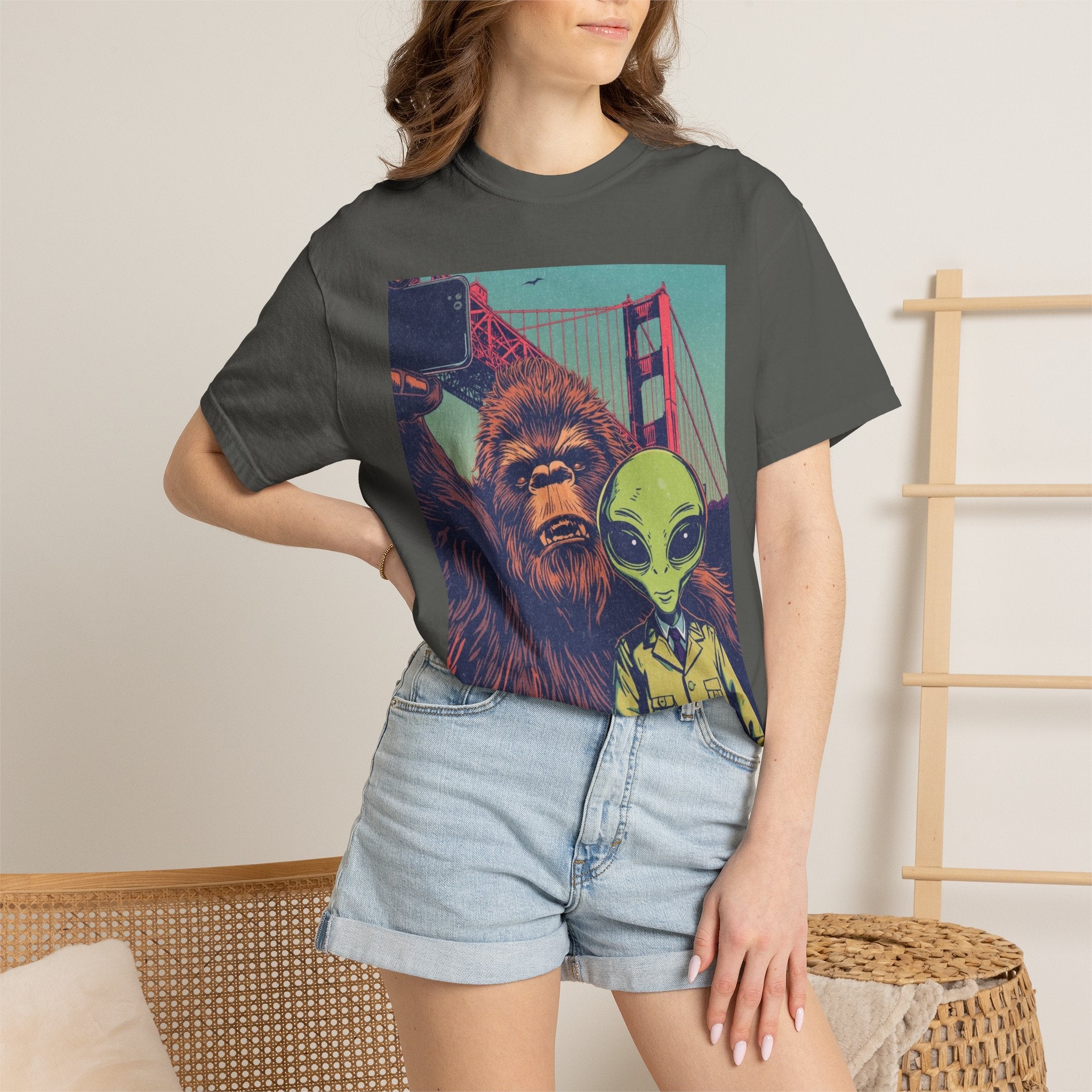 Alien & Bigfoot Golden Gate Bridge T-Shirt — San Francisco UFO & Cryptid Tee