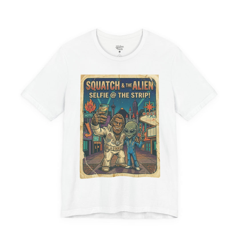 Squatch & The Alien Selfie Viva Las Vegas, Bigfoot Alien Poster Shirt