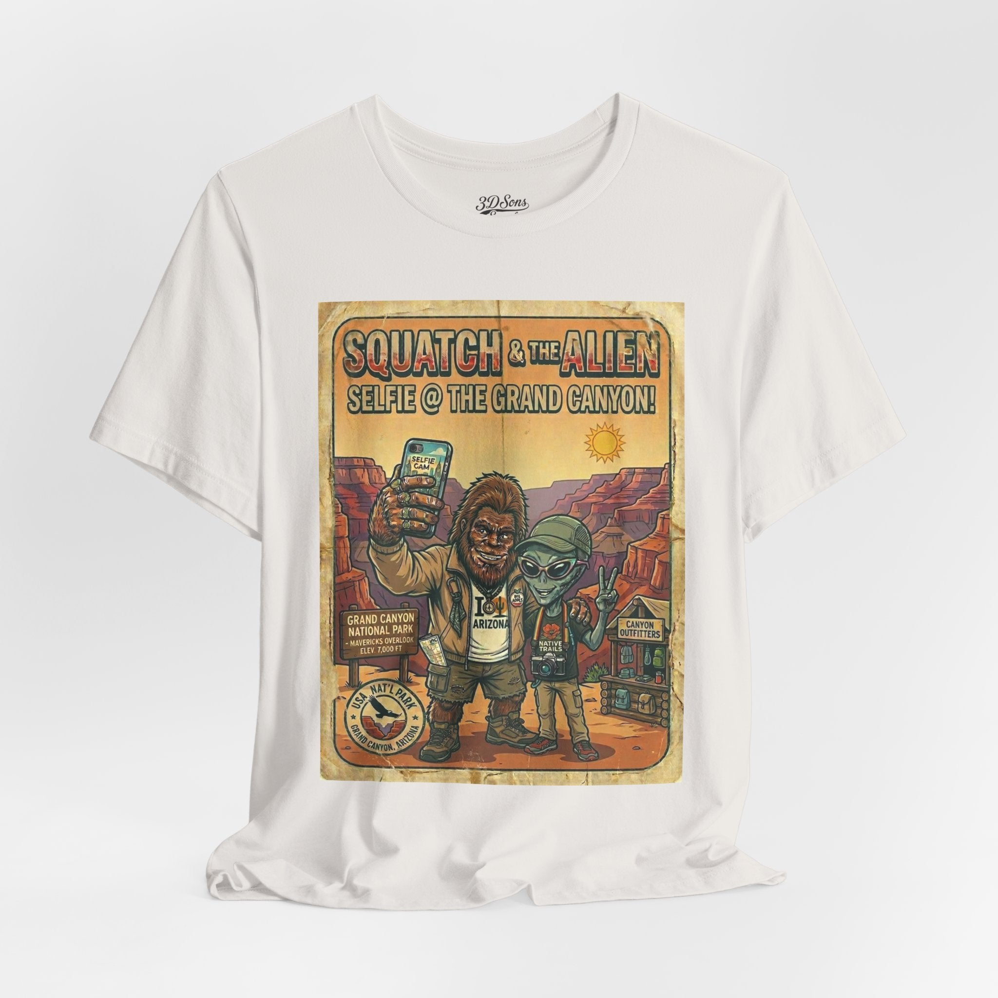 Squatch & The Alien Selfie Yellowstone, Bigfoot Alien Poster Shirt
