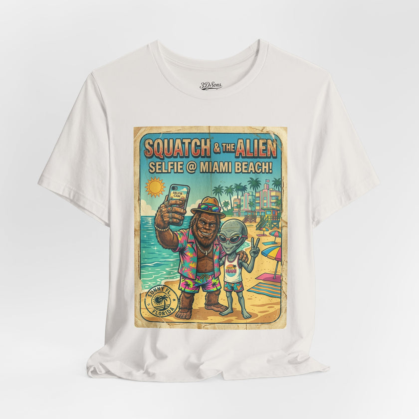 Squatch & The Alien Selfie Miami, Bigfoot Alien Poster Shirt