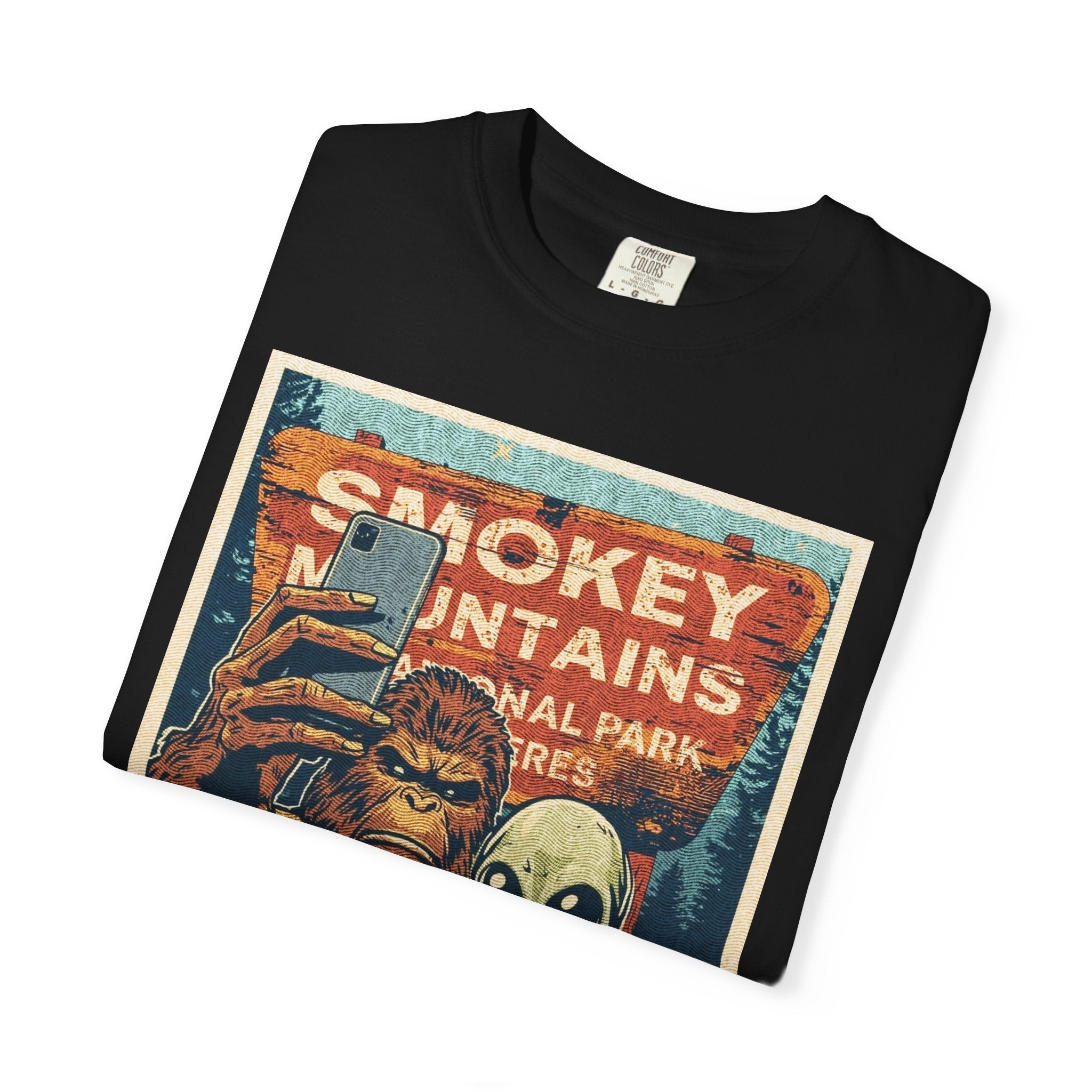 Smoky Mountains Alien & Bigfoot T-shirt — National Park Adventure Tee