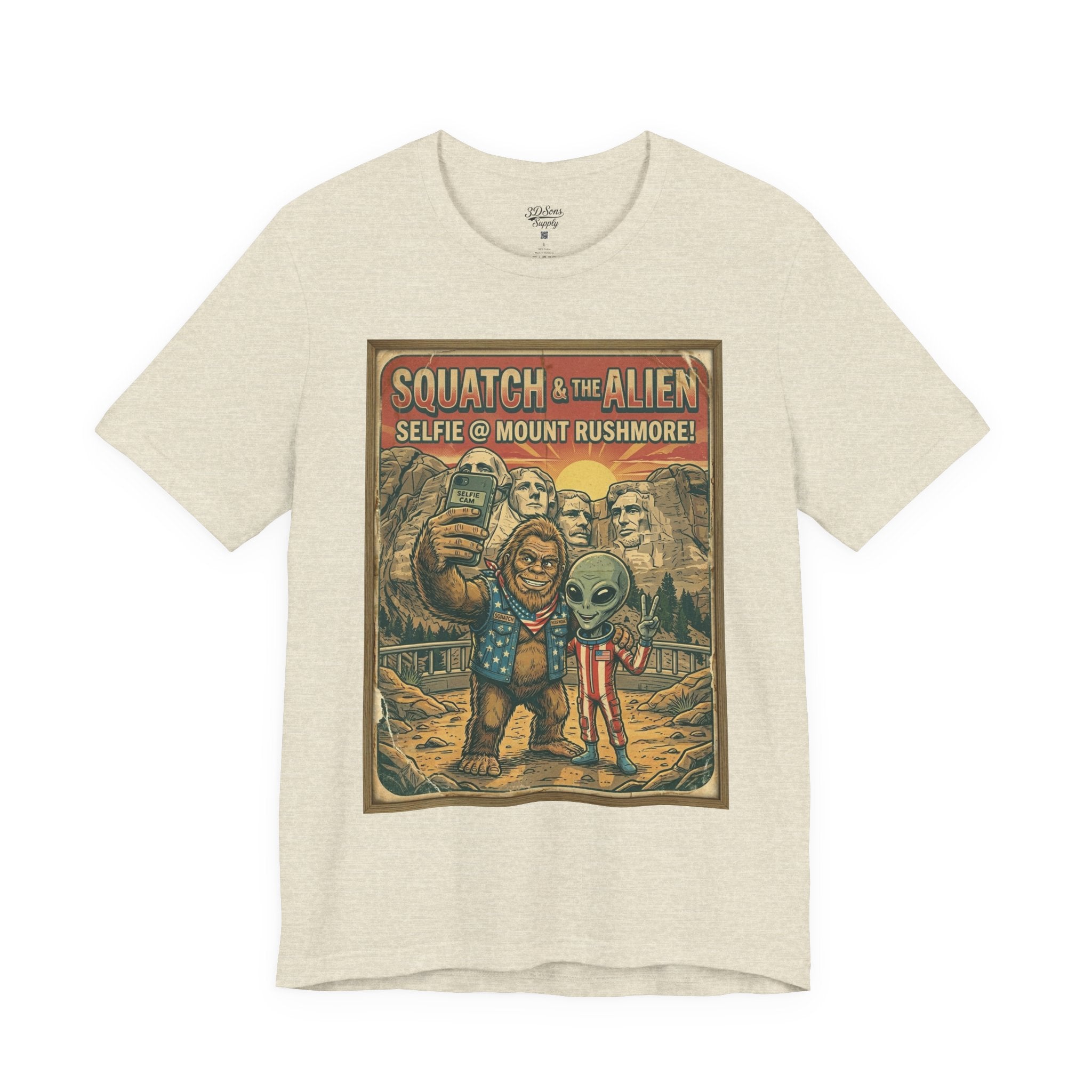 Squatch & The Alien Selfie Mount Rushmore, Bigfoot Alien Poster Shirt