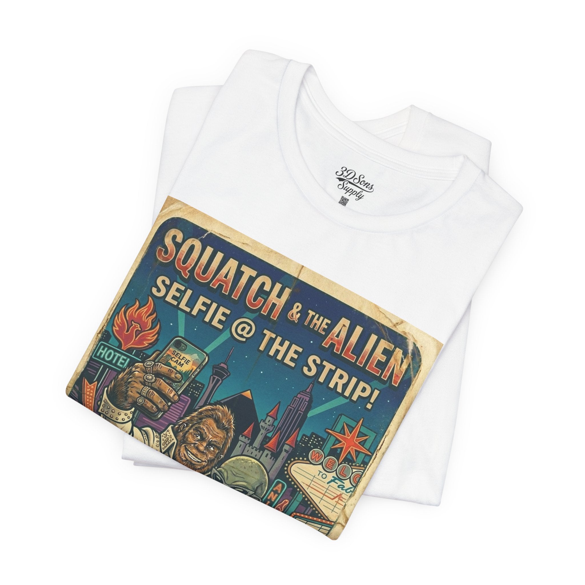 Squatch & The Alien Selfie Viva Las Vegas, Bigfoot Alien Poster Shirt