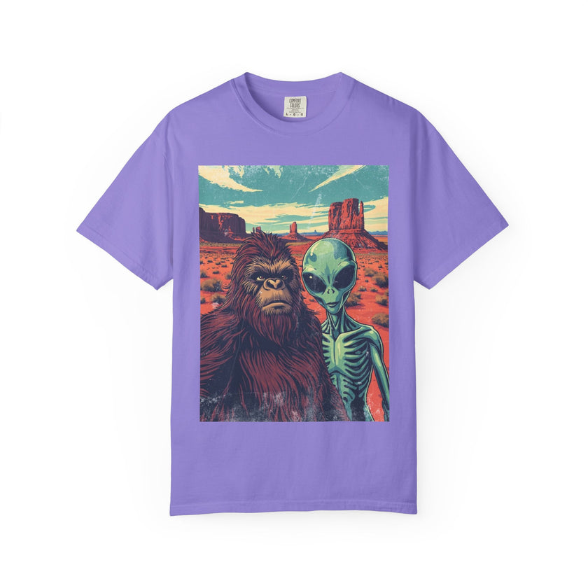 Alien & Bigfoot Monument Park T-Shirt
