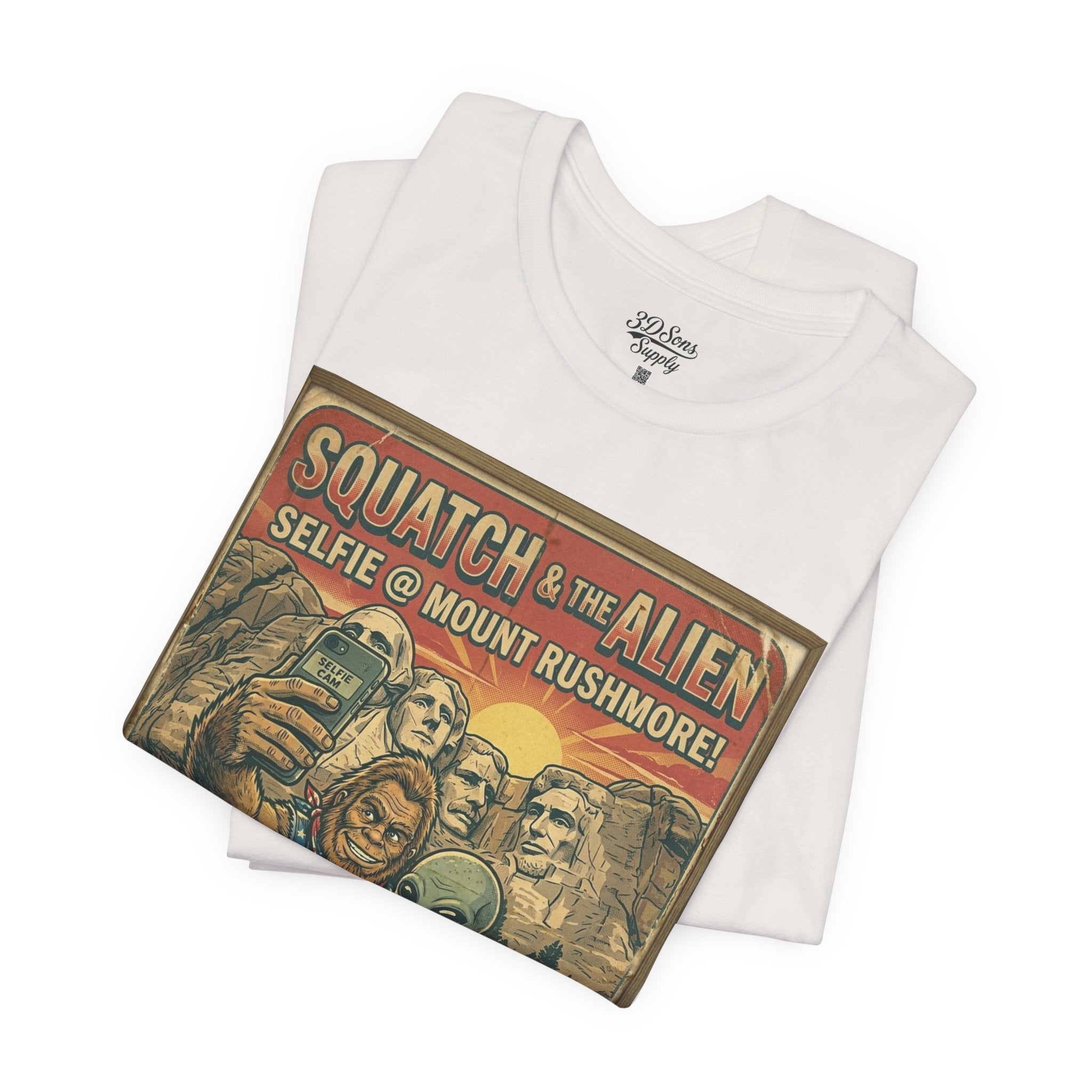 Squatch & The Alien Selfie Mount Rushmore, Bigfoot Alien Poster Shirt