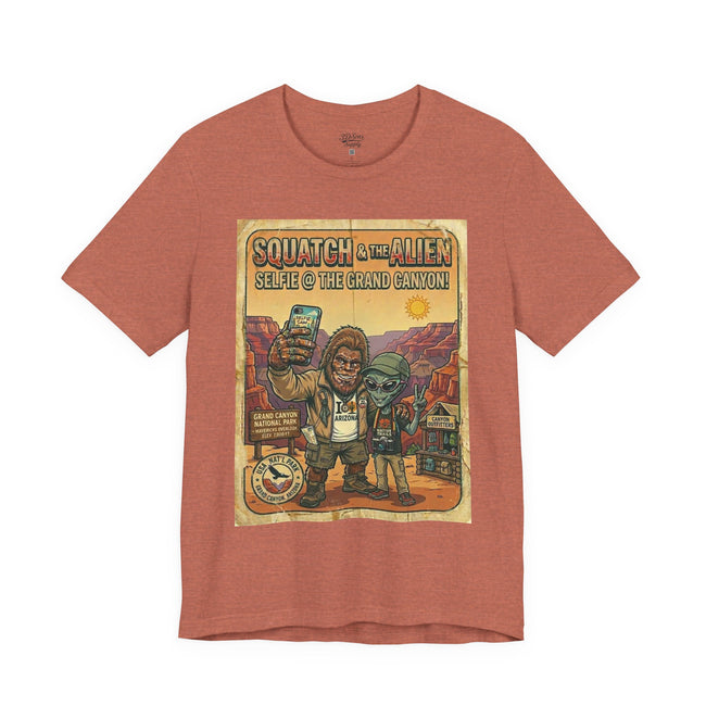 Squatch & The Alien Selfie Yellowstone, Bigfoot Alien Poster Shirt