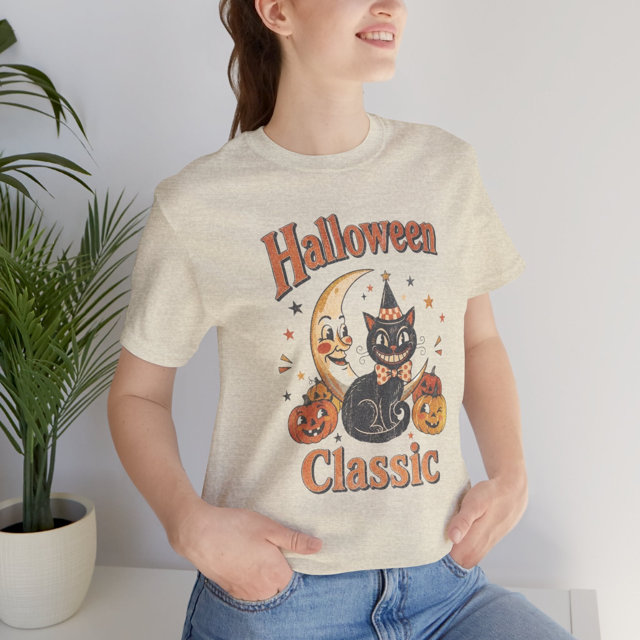 Vintage Halloween Tee — 