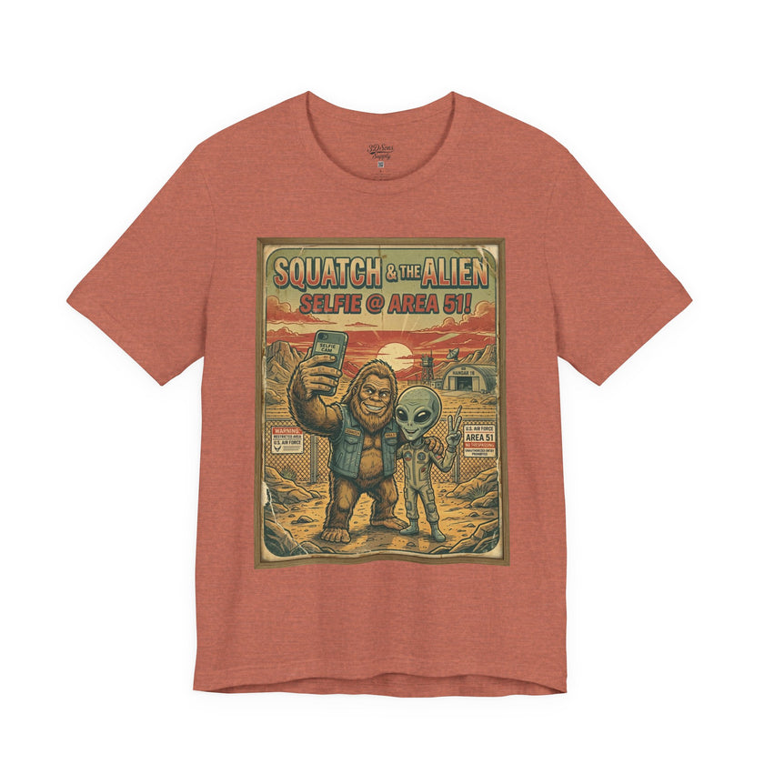 Squatch & The Alien Selfie Area 51,  Bigfoot Alien Poster Shirt