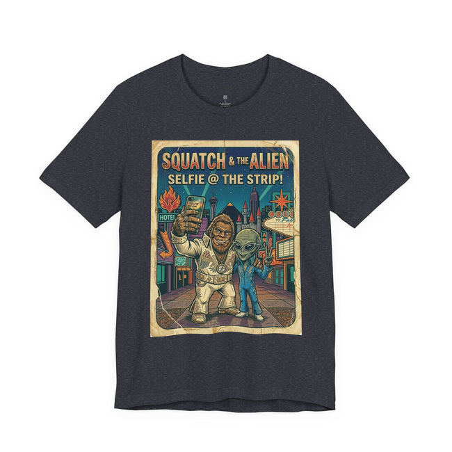 Squatch & The Alien Selfie Viva Las Vegas, Bigfoot Alien Poster Shirt